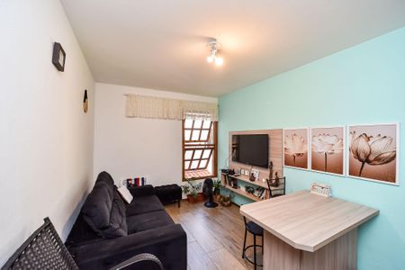 Sala de apartamento à venda com 2 quartos, 54m² em São João, Porto Alegre