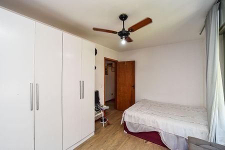 Quarto 2 de apartamento à venda com 2 quartos, 54m² em São João, Porto Alegre