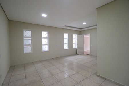 Sala de casa para alugar com 3 quartos, 160m² em Vila Tiberio, Ribeirão Preto