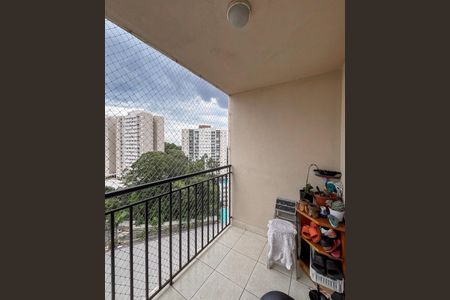 Sacada de apartamento à venda com 3 quartos, 64m² em Jardim Celeste, São Paulo