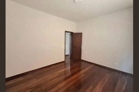 Casa para alugar com 4 quartos, 120m² em Minas Brasil, Belo Horizonte