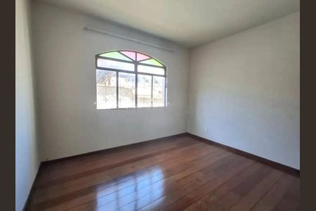 Casa para alugar com 4 quartos, 120m² em Minas Brasil, Belo Horizonte