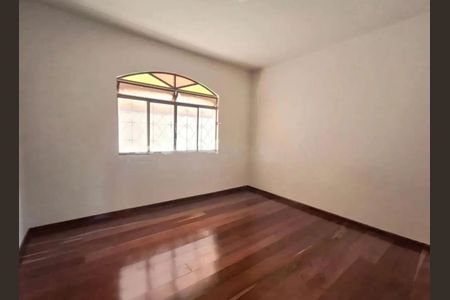 Casa para alugar com 4 quartos, 120m² em Minas Brasil, Belo Horizonte