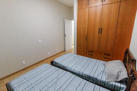 Apartamento para alugar com 275m², 4 quartos e 4 vagas Apartamento para alugar com 275m², 4 quartos e 4 vagasSuíte 3
