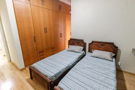 Apartamento para alugar com 275m², 4 quartos e 4 vagas Apartamento para alugar com 275m², 4 quartos e 4 vagasSuíte 3