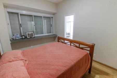 Apartamento para alugar com 275m², 4 quartos e 4 vagas Apartamento para alugar com 275m², 4 quartos e 4 vagasSuíte 2