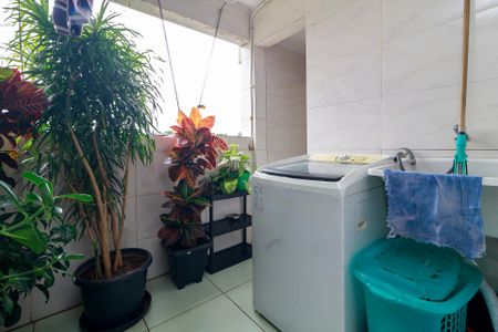 Apartamento para alugar com 90m², 3 quartos e 1 vagaÁrea de Serviço