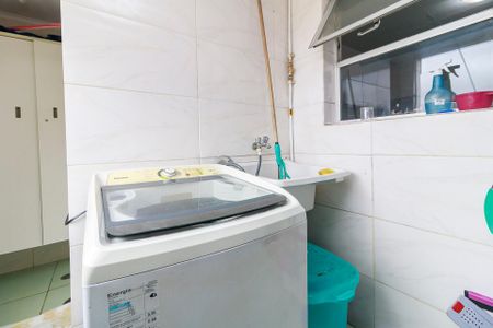 Apartamento para alugar com 90m², 3 quartos e 1 vagaÁrea de Serviço
