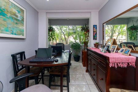 Sala de apartamento para alugar com 3 quartos, 90m² em Jardim Sandra, São Paulo