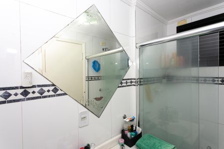 Apartamento à venda com 70m², 2 quartos e 2 vagas Apartamento à venda com 70m², 2 quartos e 2 vagasBanheiro Social