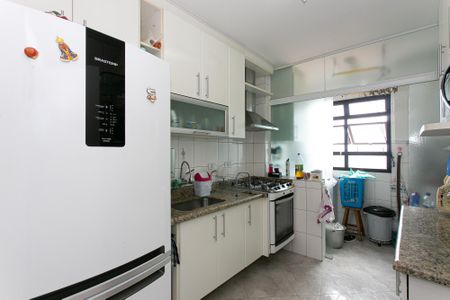Apartamento à venda com 70m², 2 quartos e 2 vagas Apartamento à venda com 70m², 2 quartos e 2 vagasCozinha