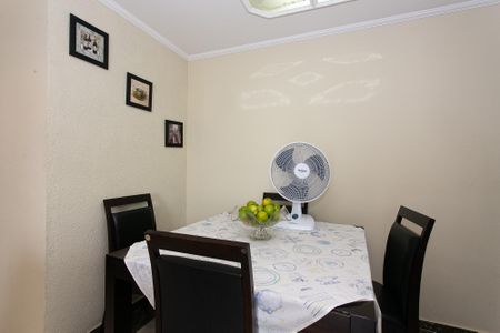 Apartamento à venda com 70m², 2 quartos e 2 vagas Apartamento à venda com 70m², 2 quartos e 2 vagasSala