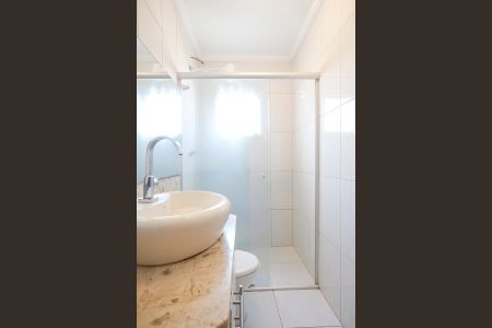 Apartamento à venda com 78m², 2 quartos e 2 vagasBanheiro social