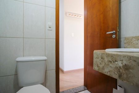 Apartamento à venda com 78m², 2 quartos e 2 vagasBanheiro da suíte