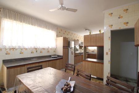 Casa à venda com 650m², 3 quartos e 4 vagasCozinha