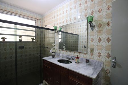 Casa à venda com 650m², 3 quartos e 4 vagasBanheiro social 2
