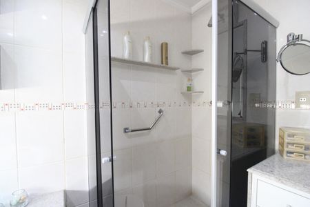 Casa à venda com 650m², 3 quartos e 4 vagasBanheiro da suíte