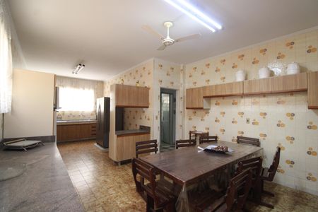 Casa à venda com 650m², 3 quartos e 4 vagasCozinha