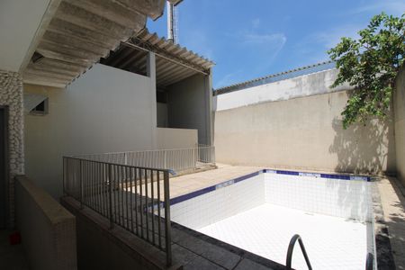 Casa à venda com 650m², 3 quartos e 4 vagasPiscina