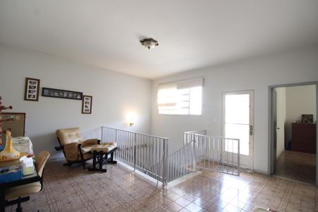 Casa à venda com 650m², 3 quartos e 4 vagasHall do segundo andar 