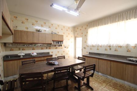 Casa à venda com 650m², 3 quartos e 4 vagasCozinha