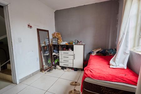 Quarto 1 de casa para alugar com 3 quartos, 200m² em Santa Cândida, Curitiba