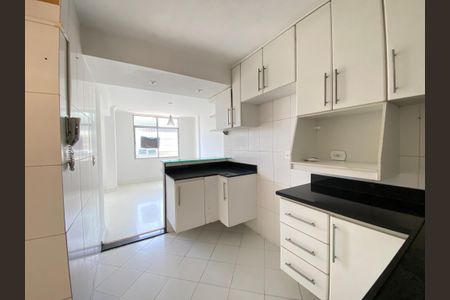 Apartamento à venda com 62m², 2 quartos e 1 vagaCozinha
