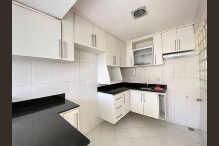 Apartamento à venda com 62m², 2 quartos e 1 vagaCozinha