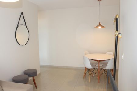 Sala de apartamento para alugar com 2 quartos, 68m² em Santa Paula, São Caetano do Sul