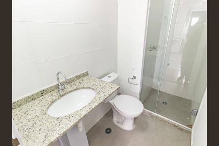 Apartamento para alugar com 38m², 2 quartos e sem vagaBanheiro