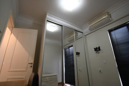 Quarto 1 de apartamento para alugar com 3 quartos, 76m² em Parque das Flores, Campinas