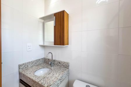 Apartamento para alugar com 55m², 2 quartos e 1 vagaBanheiro do quarto 1