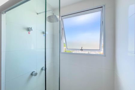 Apartamento para alugar com 55m², 2 quartos e 1 vagaBanheiro do quarto 1