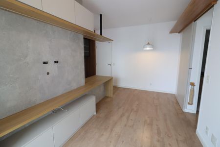 Sala de apartamento para alugar com 2 quartos, 53m² em City Bussocaba, Osasco