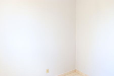 Apartamento para alugar com 74m², 3 quartos e 1 vagaQuarto 02