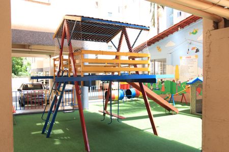 Apartamento para alugar com 74m², 3 quartos e 1 vagaÁrea comum