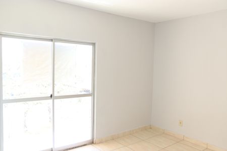 Sala de apartamento para alugar com 3 quartos, 74m² em Jardim Leblon, Goiânia