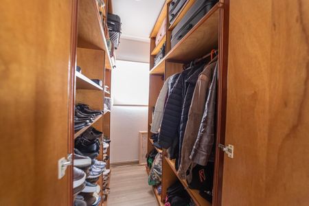 Casa para alugar com 343m², 3 quartos e 5 vagasCloset do quarto 1