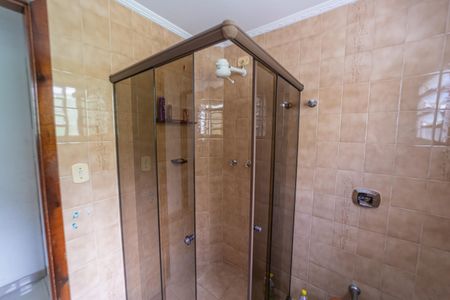 Casa para alugar com 343m², 3 quartos e 5 vagasBanheiro 1