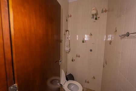 Casa para alugar com 343m², 3 quartos e 5 vagasBanheiro 2