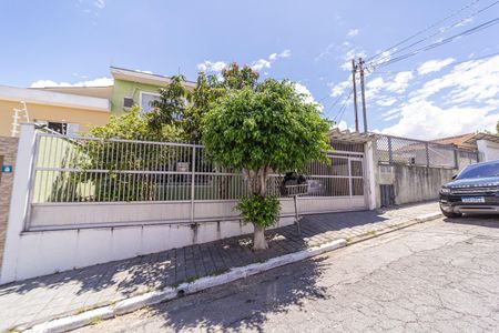 Casa para alugar com 343m², 3 quartos e 5 vagasFachada