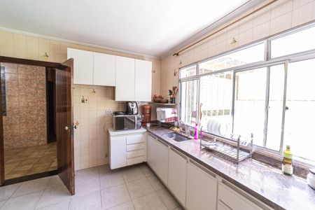 Casa para alugar com 343m², 3 quartos e 5 vagasCozinha