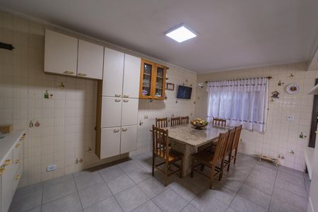 Casa para alugar com 343m², 3 quartos e 5 vagasCozinha