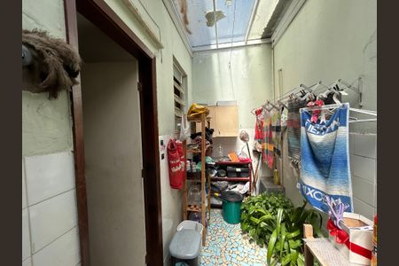 Casa para alugar com 68m², 2 quartos e 1 vagaÁrea de Serviço