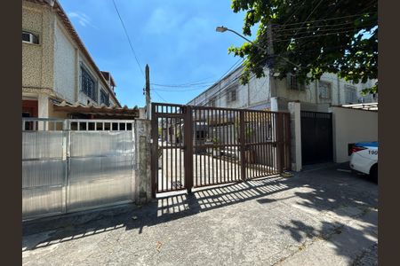 Casa para alugar com 68m², 2 quartos e 1 vagaPortão de entrada