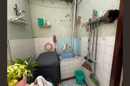 Casa para alugar com 68m², 2 quartos e 1 vagaÁrea de Serviço