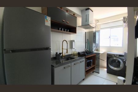 Apartamento para alugar com 56m², 2 quartos e 1 vaga Apartamento para alugar com 56m², 2 quartos e 1 vagaCozinha e Área de Serviço