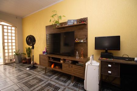 Sala de casa para alugar com 2 quartos, 195m² em Sobradinho Ii, Brasília