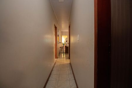 Casa à venda com 195m², 2 quartos e 2 vagas Casa à venda com 195m², 2 quartos e 2 vagasCorredor