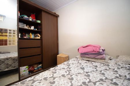 Casa à venda com 195m², 2 quartos e 2 vagas Casa à venda com 195m², 2 quartos e 2 vagasQuarto 2